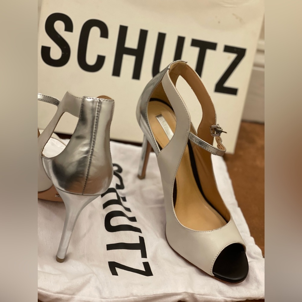 Schutz Metallic Leather Color block high heels leather sandals - Picture 14 of 14